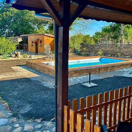 - Vacation Rooms, And Caravaning * Плиска