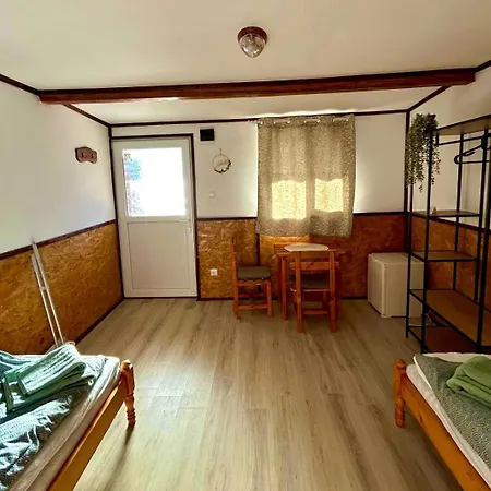 - Vacation Rooms, And Caravaning